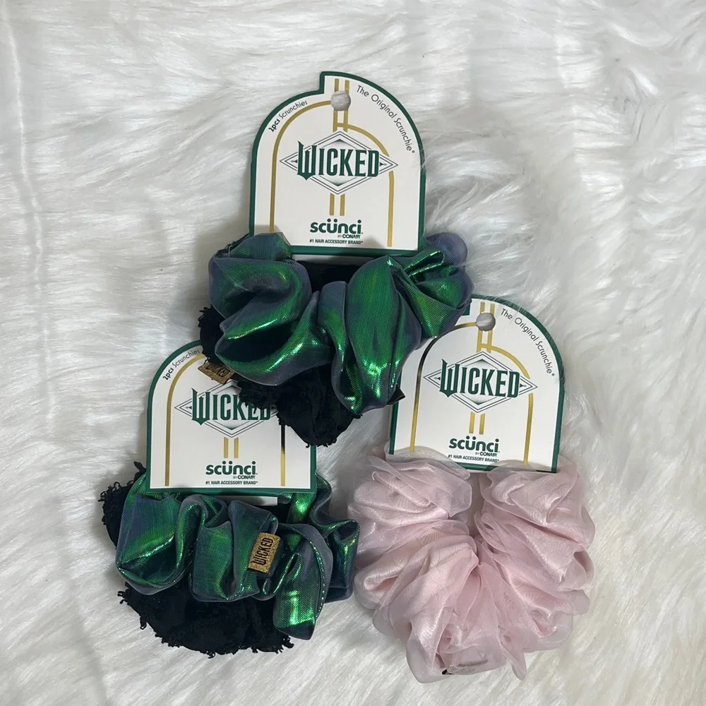 NWT Scunci Wicked Pink Green Scrunchies Bundle